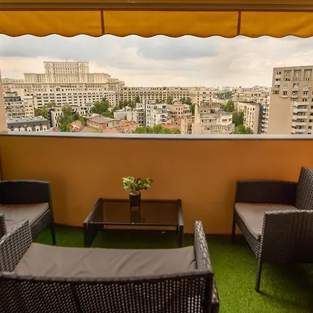 Oasis • 2br Ultracentral • Ac