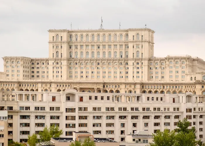 Oasis • 2br Ultracentral • Ac Lägenhet