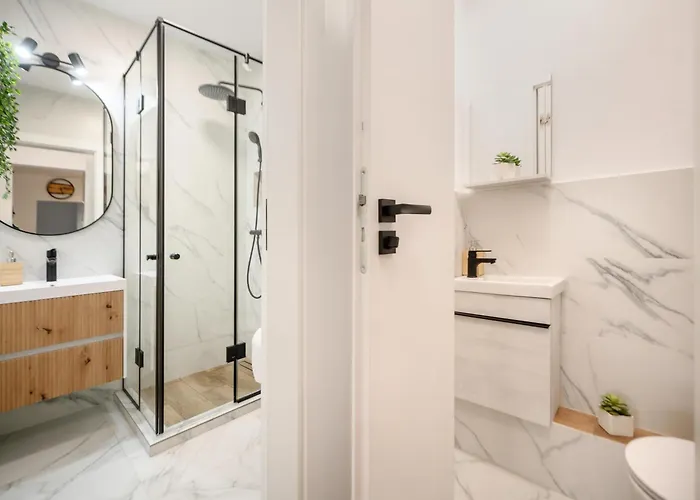 Oasis • 2br Ultracentral • Ac Lägenhet