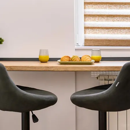 Lägenhet Oasis • 2br Ultracentral • Ac