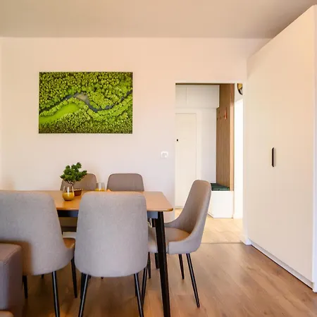 Lägenhet Oasis • 2br Ultracentral • Ac